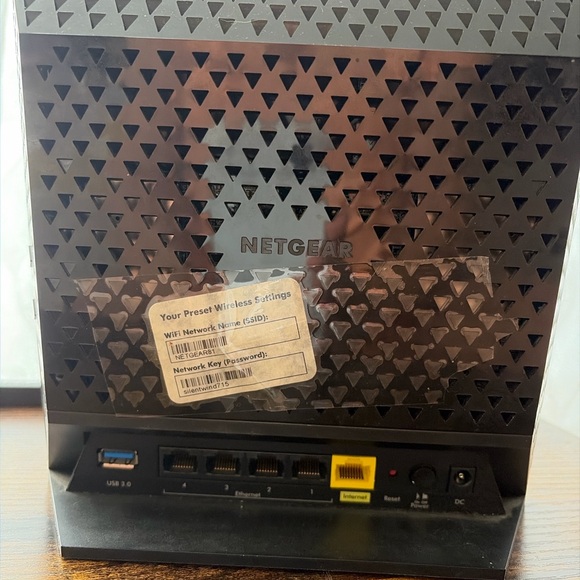 NETGEAR WiFi Router + Power Adapter + Ethernet Cable - Picture 2 of 5